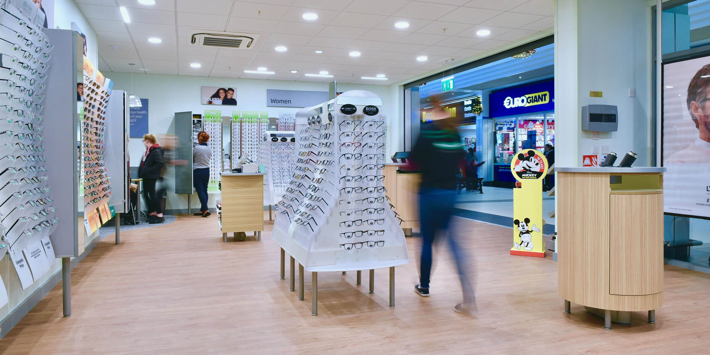 Specsavers Optical Superstores Roll Out | Hamilton Architects